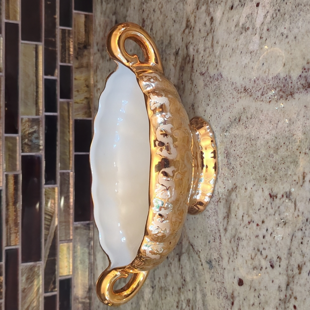 Park Ave 22kt Gold China Vintage